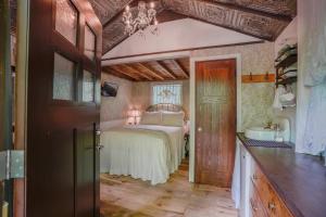 One-Bedroom House room in Vintage Wild West Tiny Hotel in the Woods!