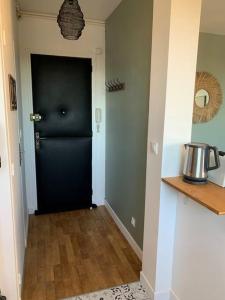 Le Chinchauvaud - Spacieux T2 - Coup de foudre garanti en face de la gare des Bénédictins