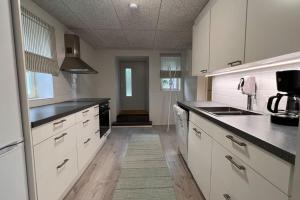 Tunnelmallinen puutalohuoneisto.