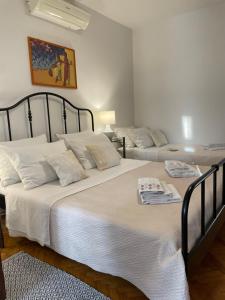 Studio apartment with swimming pool