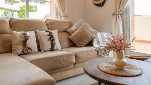 huge penthouse seaviews gateaway