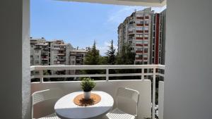 4M Apartments