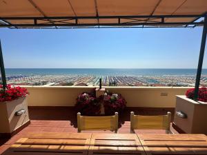 Piccadilly Penthouse with Jacuzzi