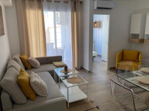 Entre el MAR y la COLINA