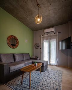 One Salonica Deluxe Apartment 1