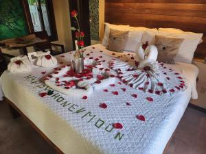 PUR Boutique Cabanas, Adults Only