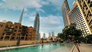 SmartStay at Burj Royale - Full Burj Khalifa View - Brand New Luxury Apartments