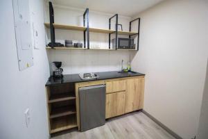 Aparta estudio cerca al Parque Lleras M202 By Roots Rentals