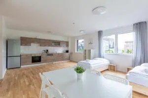 T&K Apartments - Bergisch Gladbach - 3 Comfortable Apartments - 18 min to Fair Messe Cologne - Ресрат