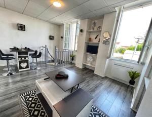 Appartements Le Myvi - WIFI - Hyper Centre cognac : photos des chambres