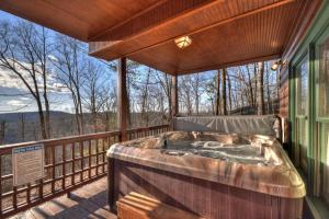 Treetop Getaway