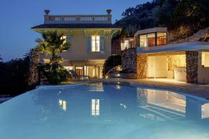 Villas Luxurious Villa With Sea View - Villa Oneiro : photos des chambres