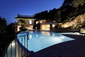 Villas Luxurious Villa With Sea View - Villa Oneiro : photos des chambres