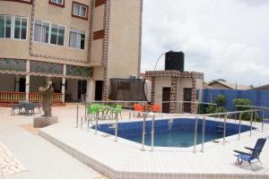 alafia hotel ketou