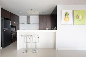 M Estate 2BR Private Residence, 300m to BTS Chit Lom