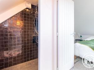 Maisons de vacances Gite Val-du-Layon, 5 pieces, 8 personnes - FR-1-622-57 : photos des chambres