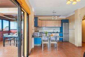 MEDANO4YOU Jaquita Paradise Holiday Home