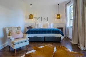 MAIN STREET RETREAT - King BRs, Comp Minibar, Breakfast Prov, Fireplaces