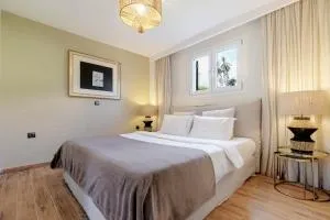 Govino Bay bliss - shared pool - Kommeno