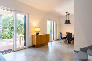 Quercianella Lovely Villa near the Sea WParking!