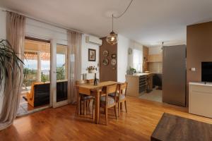 Seaview Garden Apartment Edi - Happy Rentals 