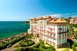 Appartements T2 a pied de plage sur ancien hotel chic, samedi a samedi : photos des chambres