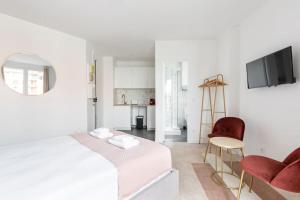 Appartements Studio lumineux Paris Est - Serurier : Appartement 1 Chambre