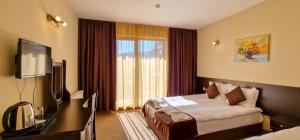 Семеен хотел Света Марина