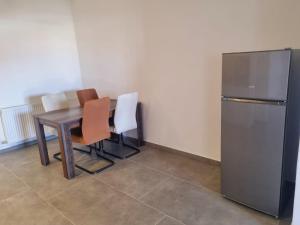 Apartment Mate