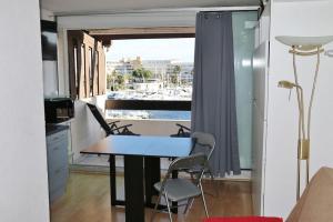 Studio 407, Port Vénus au village naturiste