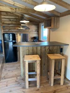 Campings Camping Les Chouans : photos des chambres