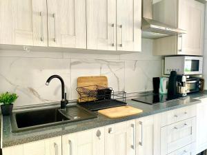 Torrevieja modern apartment with swimming pool