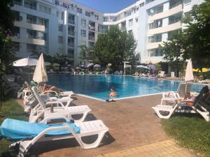 YASSEN 2 ROOM APARTMENT NEAR Sea WITH POOLVIEW