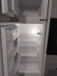 Lovley apartament near train station