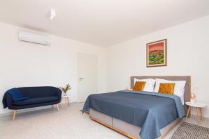 The Rose Garden Apartments