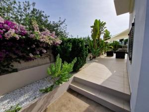 Can Torri - Moderna casa con piscina privada