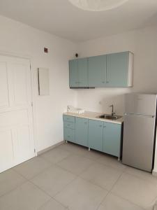 Central New Fully Furnished Apartments in Karpathos,Lefkos