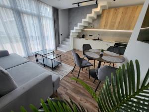6 miegamų vietų "SOLUNA" apartamentai Kunigiškėse