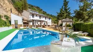 Iratxe Montefrío by Ruralidays - Cortijo de los Gitanos