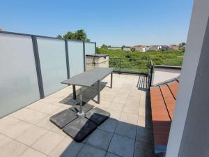 Appartements Magnifique duplex contemporain 3 chambres - Terrasse - Parking - WIFI (6 couchages) - FR-1-675-5 : photos des chambres