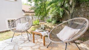 Cozy and charming villa in Tinjan 