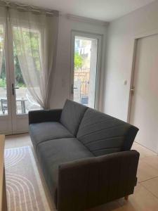 Appartements LE TEMPS D UNE PAUSE avec jardin acces au canal du midi : photos des chambres