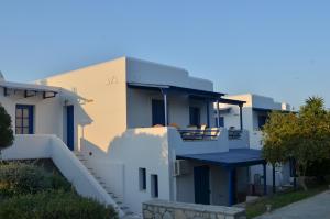 Aeraki Studios Naxos Greece