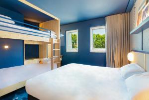 Hotels greet hotel Salon de Provence : photos des chambres