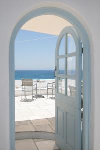Riviera Naxian Home