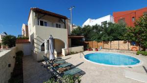 Villa Elaia - 4hvězdičkové hotely ve městě Almirída