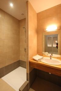 Hotels Le Provencal : photos des chambres