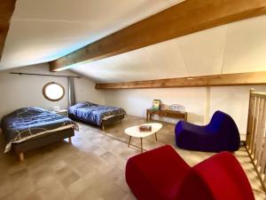 Maisons de vacances Maison Vallon-Pont-d'Arc, 5 pieces, 8 personnes - FR-1-697-25 : photos des chambres