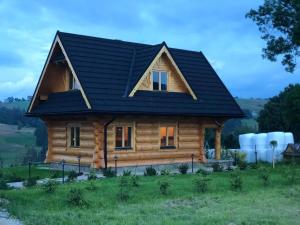 Domek drewniany - Czerwienne