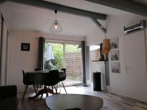 Maisons de vacances Hossegor - Petite maison mitoyenne 35m2&jardin : photos des chambres